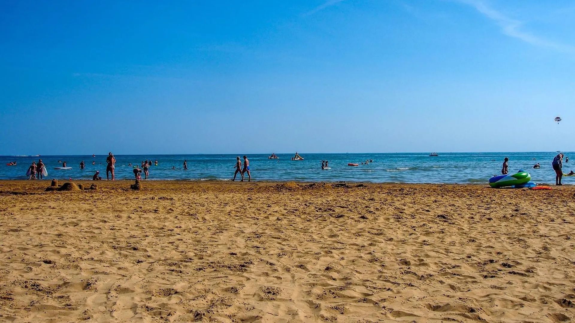 Sunny Apartment Right By The Beach Bibione